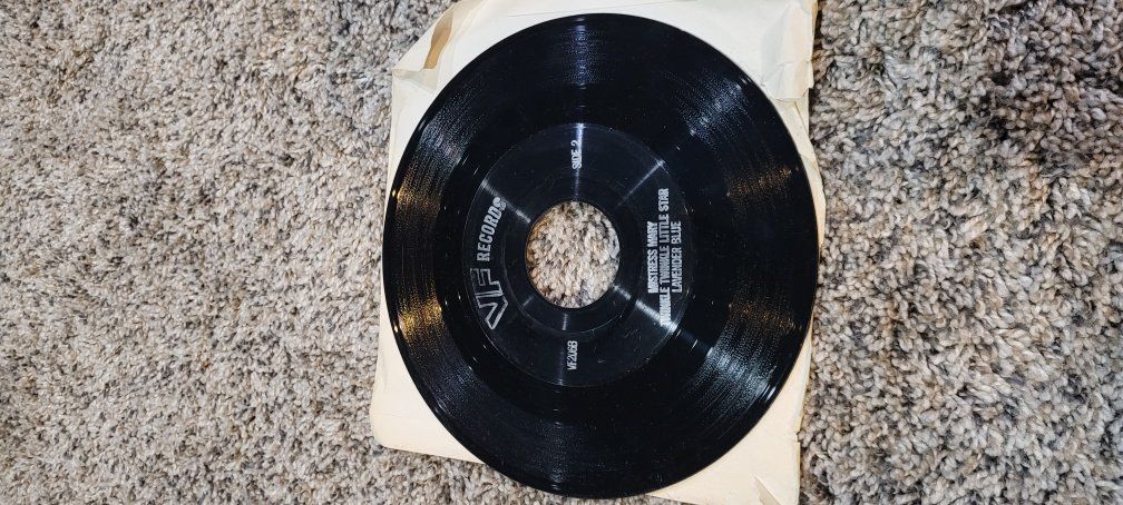 vintage snow white 45 RPM record