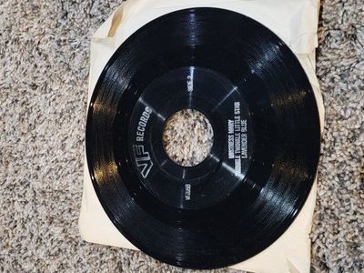 vintage snow white 45 RPM record