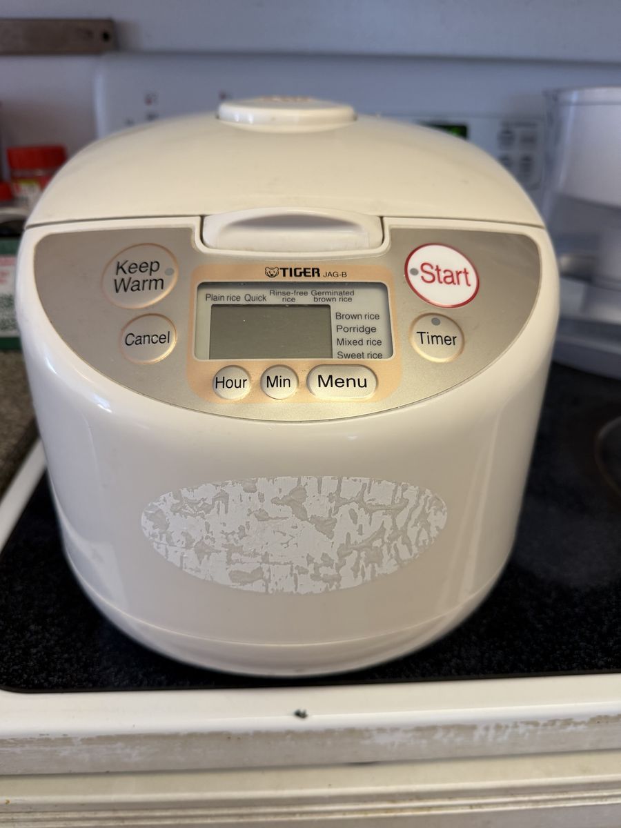 Tiger 10-Cup Rice Cooker – $19