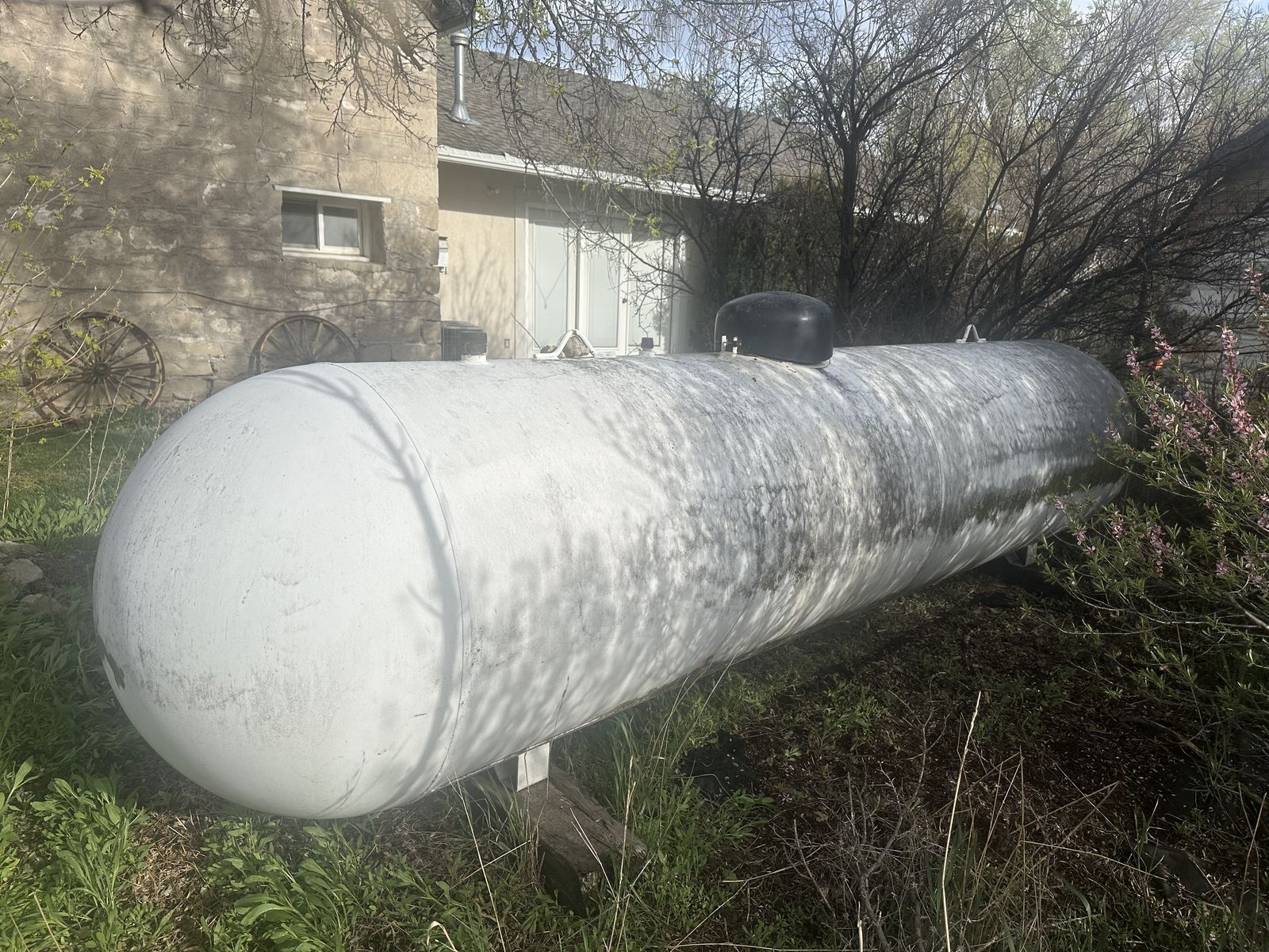 Propane Tank - 1000 gallon
