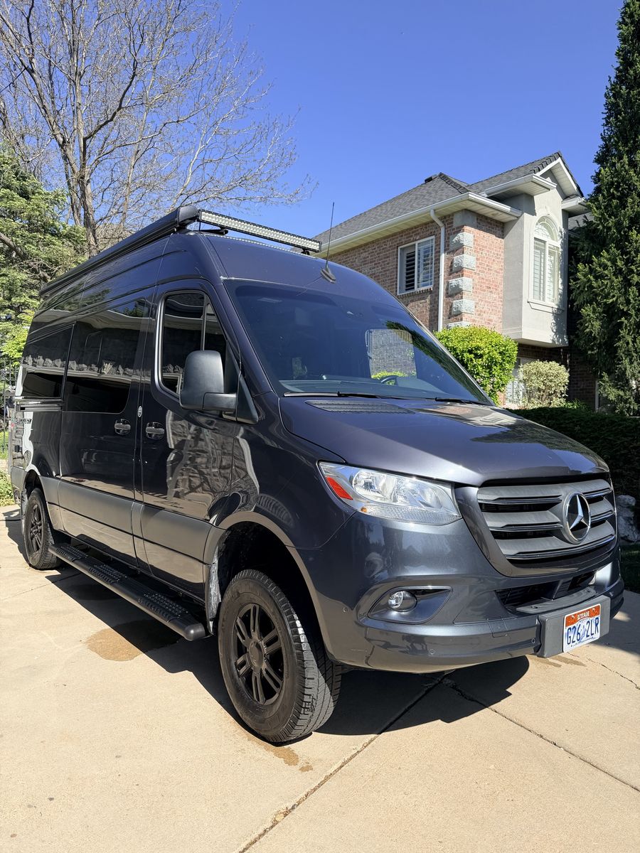 2022 Mercedes-Benz Sprinter Class B Motorhome