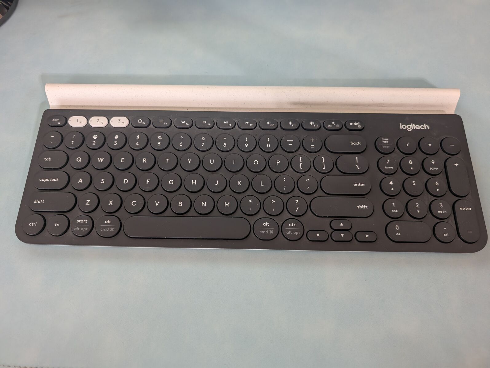 Logitech K780 Keyboard