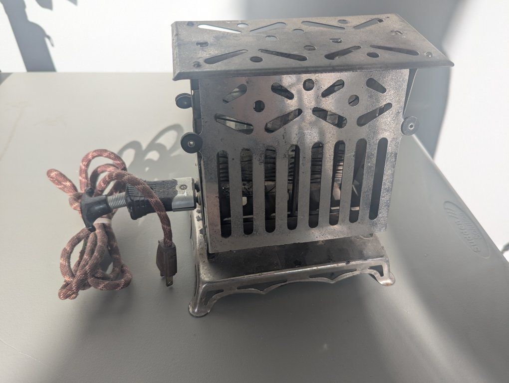 Antique Rutenber Electric Co Flipflop Toaster