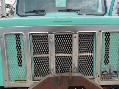 International 2674 Hood