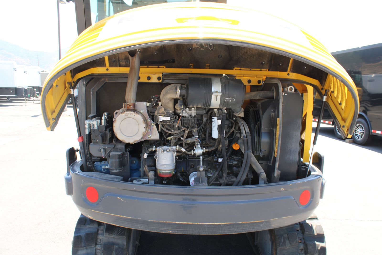 Main image 5