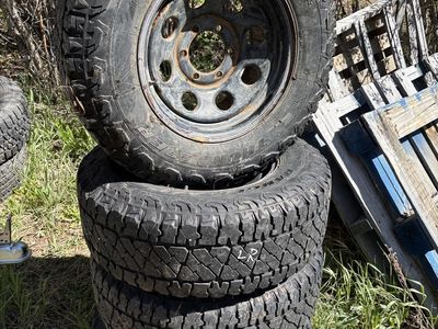 Toyota steel wheels, 6 x 5.5(139.7), 16" Tacoma, 4runner, sequoia, tundra, 255/70r16 Thunder Ranger A/T tires