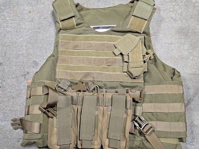 Coyote Tan tactical plate carrier vest 44L