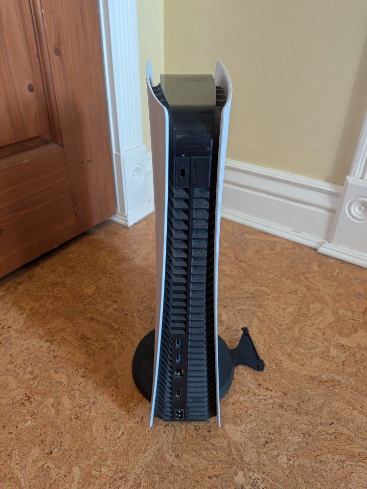 Main image 4