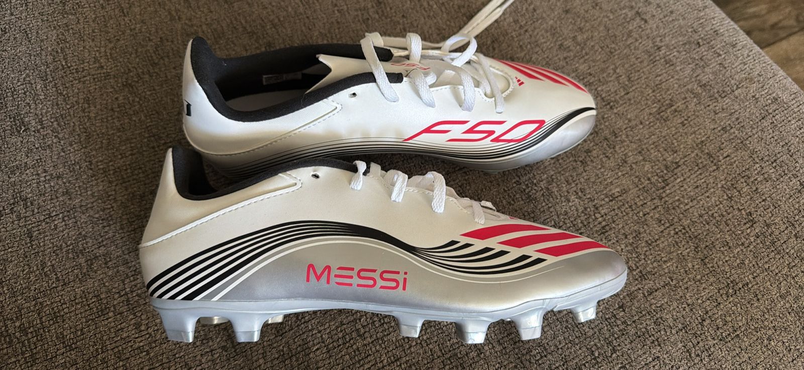 Soccer shoes 8.5 men’s
