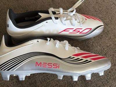 Soccer shoes 8.5 men’s