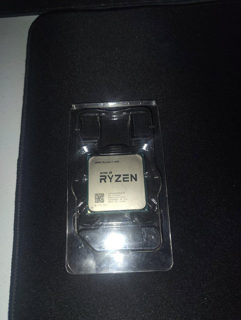 AMD Ryzen 5 1400 3.2GHz Quad-Core AM4 Processor (CPU)