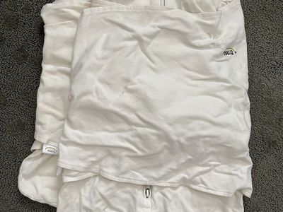 Newborn Halo swaddle