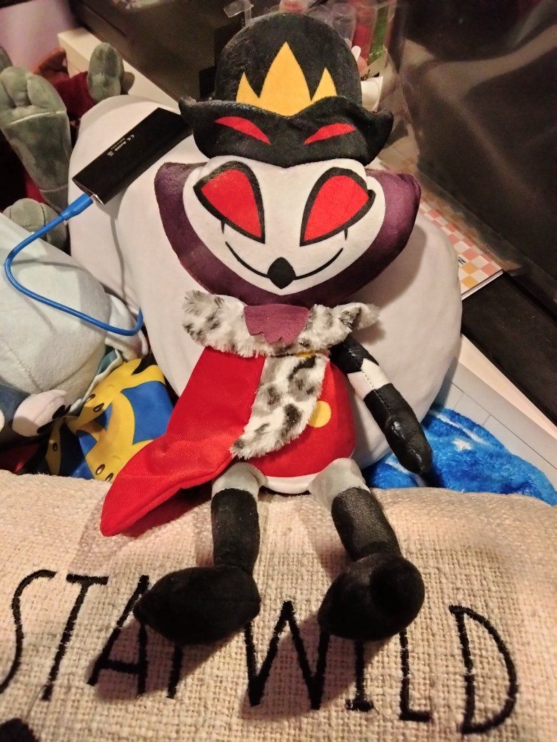 Stolas plush