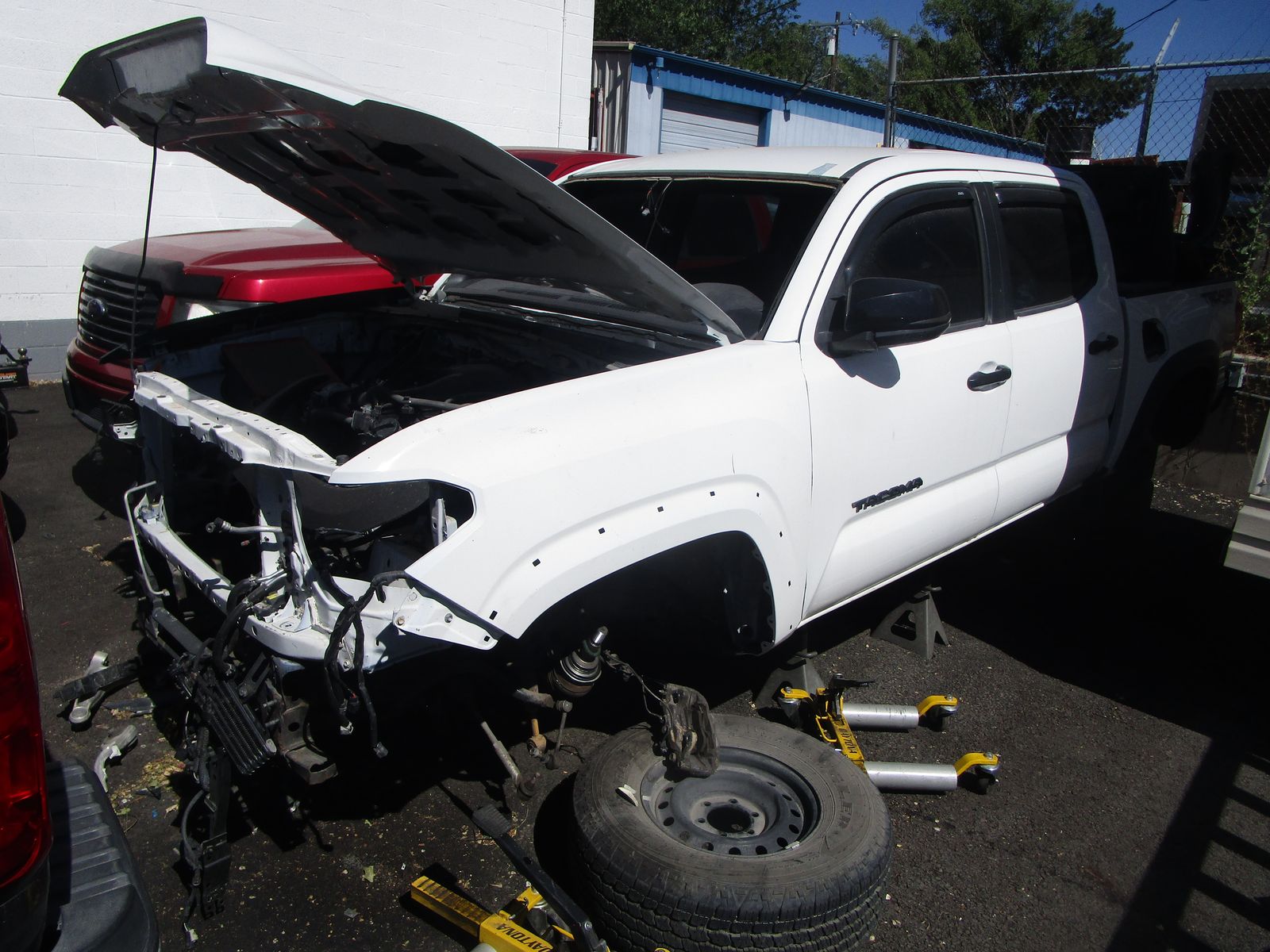 2019 Toyota Tacoma Crew Cab TRD Off-Road 4WD 3.5L V6 Part Only