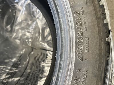 Bridgestone blizzak 215/50R17