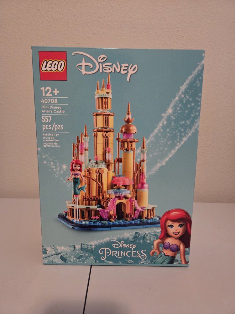 LEGO Disney Mini Disney Ariel's Castle Set 40708 (557 Pieces)