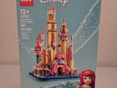 LEGO Disney Mini Disney Ariel's Castle Set 40708 (557 Pieces)