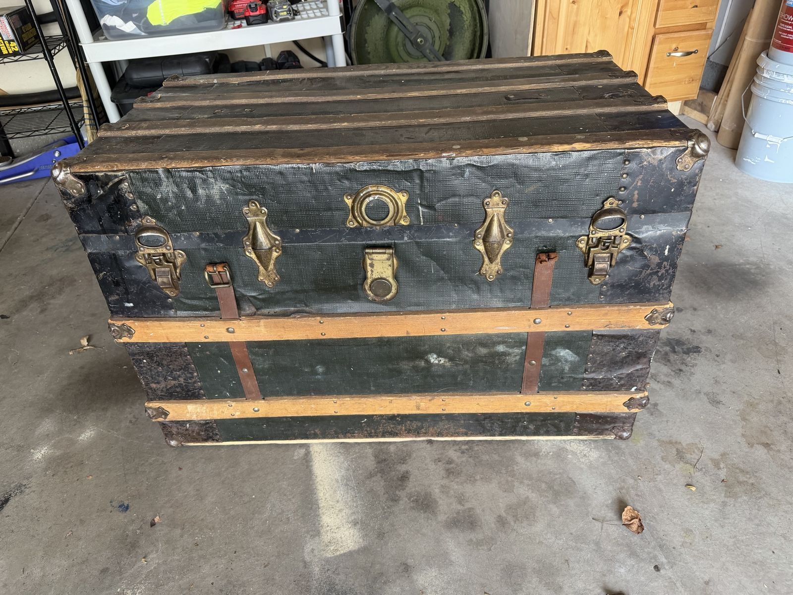 Vintage Steamer Trunk Antique Chest Storage Coffer Wood & Metal