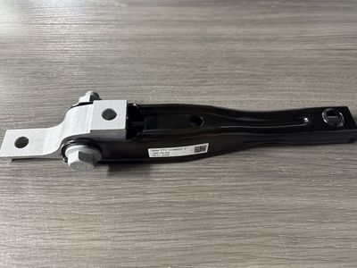 Volkswagen Atlas Engine Suspension Forward Mount Support Bracket 2018-2025