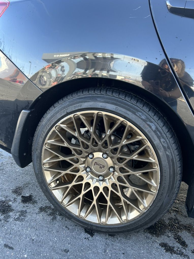 Rims and Tires 235/45ZR18