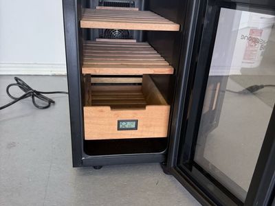 Needone 23L Electronic Humidor Cooler w/ Spanish Cedar Trays & Digital Control