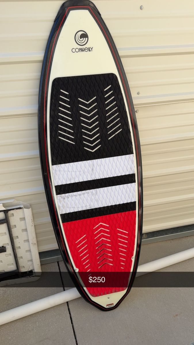 Connelly surf board barely used
