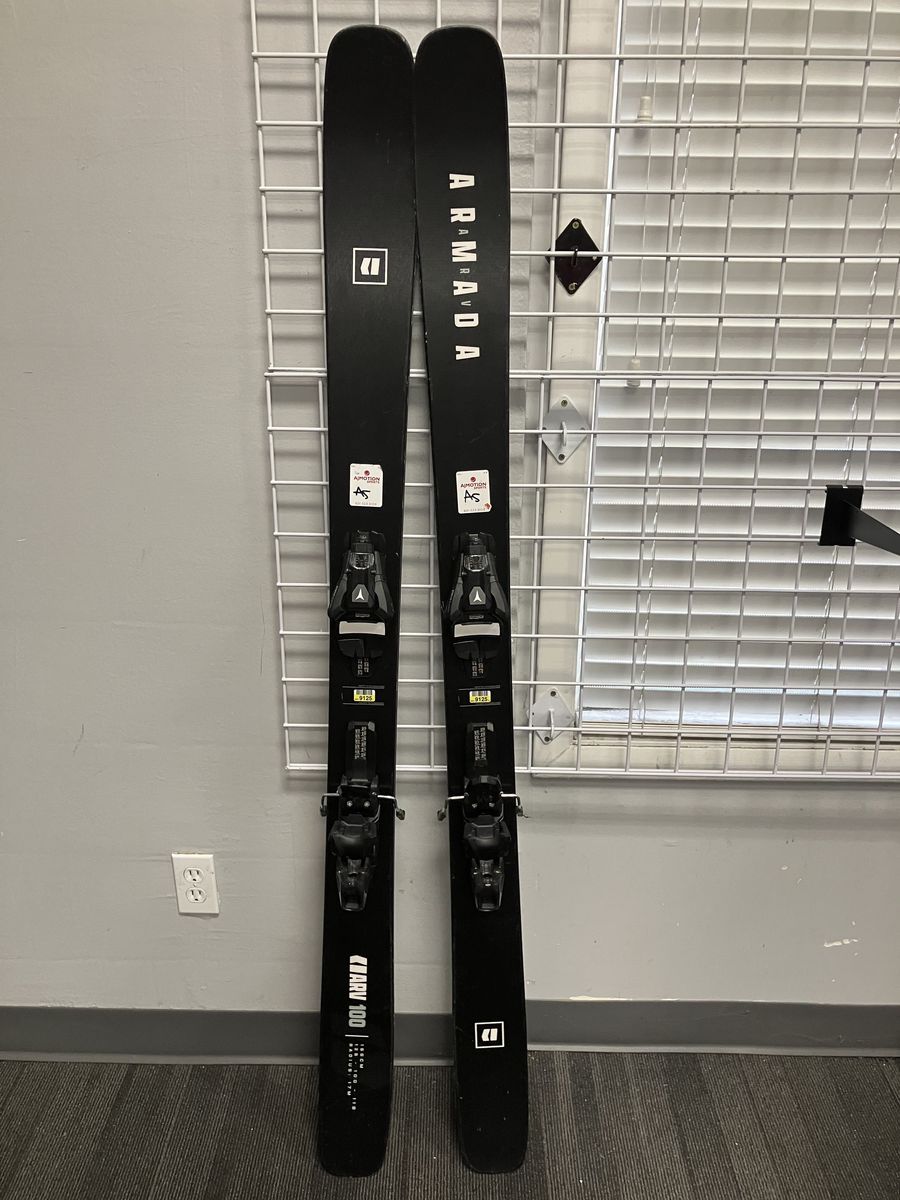 Used Armada Arv 100 165cm Skis w/ Atomic Strive 11 Bindings