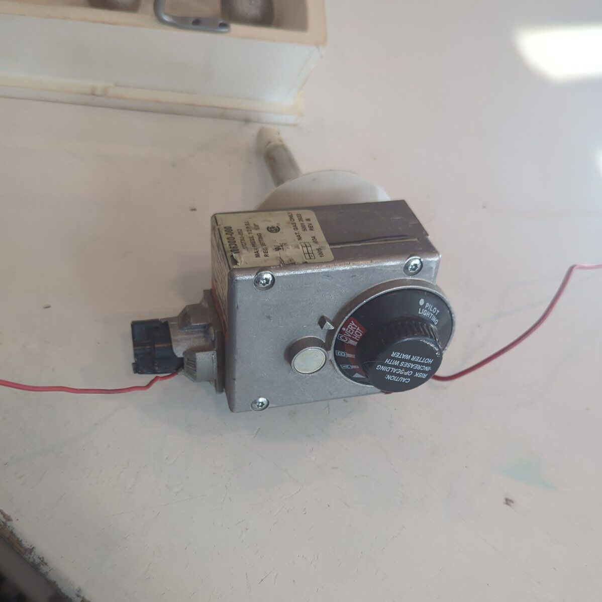 Water Heater Natural Gas Valve and Pilot Adapter K