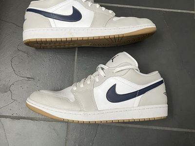 Nike Air Jordan 1 Low - Men’s 11