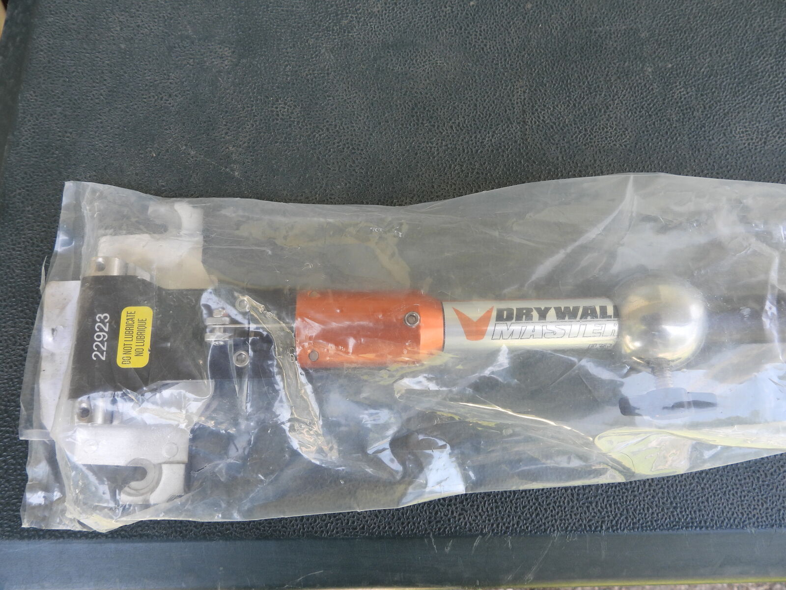 NEW-Drywall Master Flatbox Handle w/brake.