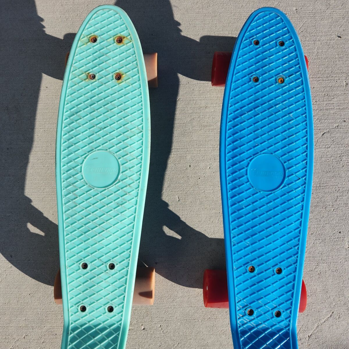 Chicago 22" Retro Penny Boards