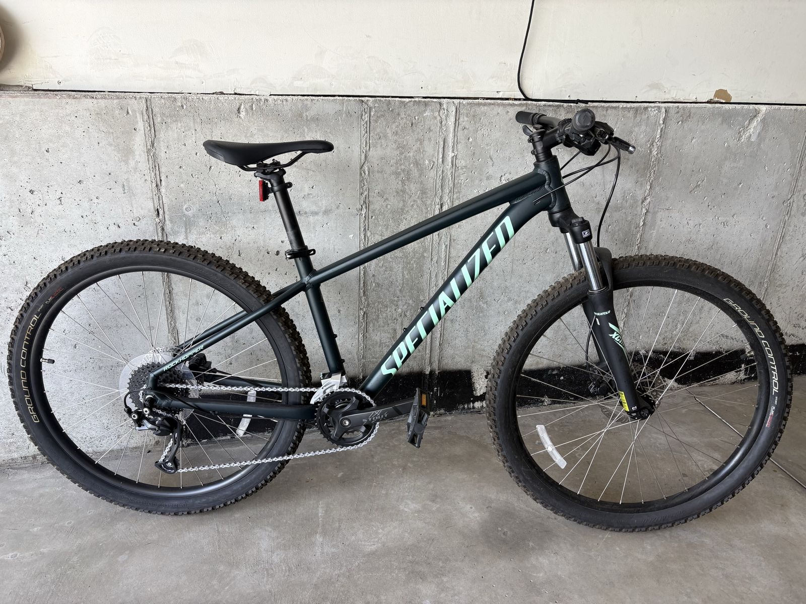 2020 Specialized Rockhopper Sport 27.5 Medium