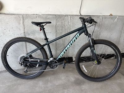 2020 Specialized Rockhopper Sport 27.5 Medium