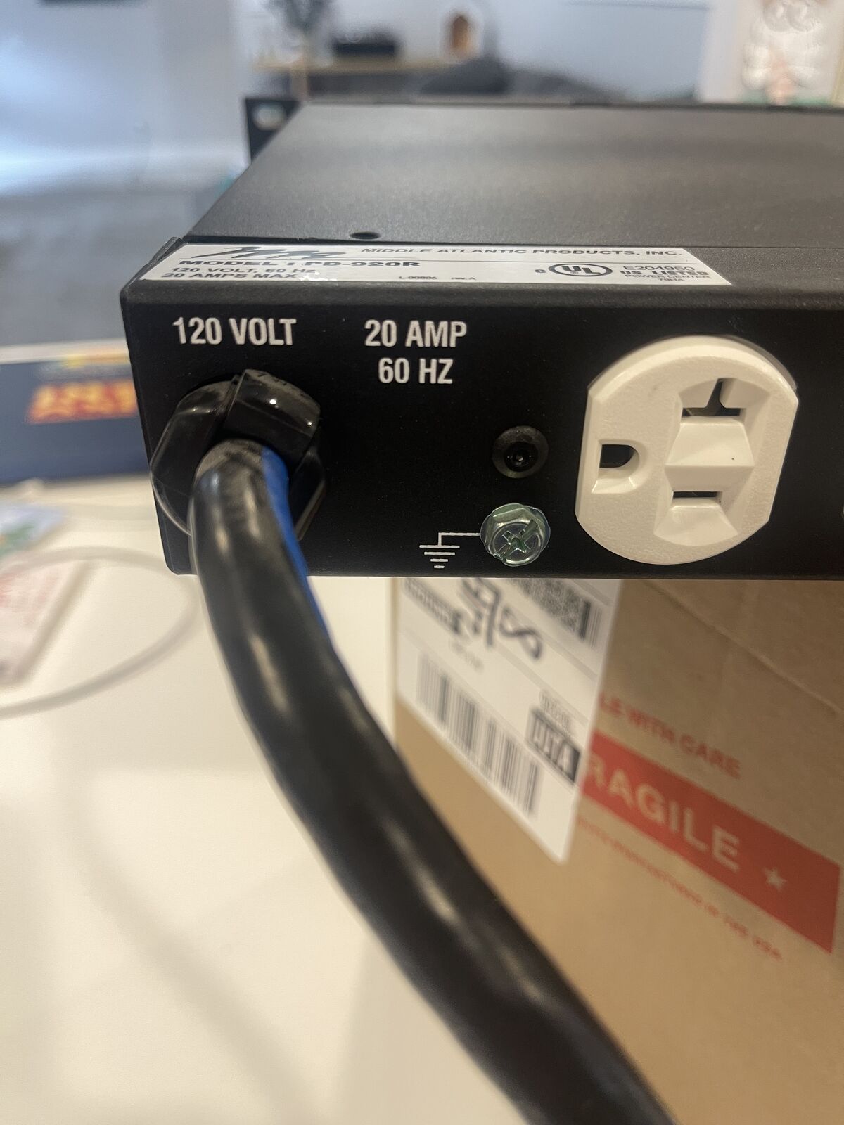 Middle Atlantic Products PD-920R rackmount power distribution unit. $20 ...