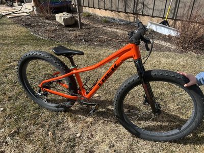 24 Trek Roscoe