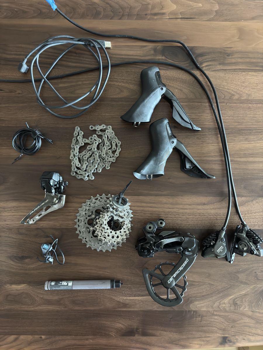 Shimano Dura Ace R9270 12-Speed Di2 Groupset