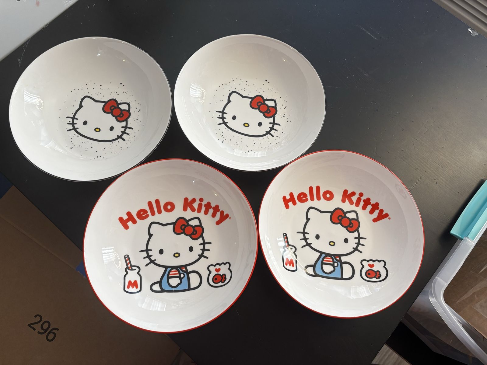 Hello Kitty Ceramic 46oz Bowls Set of 4 Sanrio