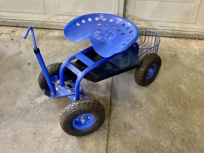 Garden cart. Steering and basket