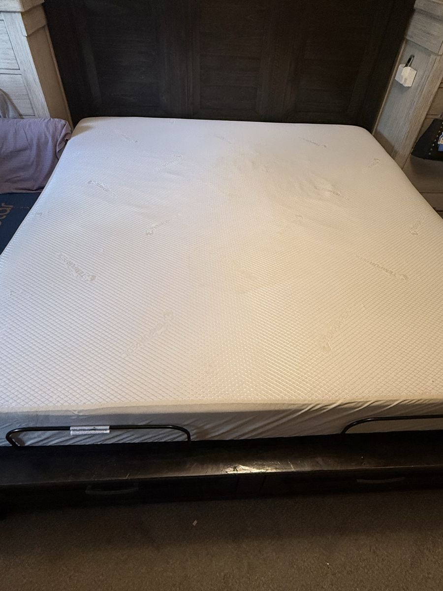 Nearly new Tempurpedic King size mattress