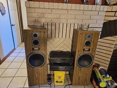 5 disk player, receiver, and speakers