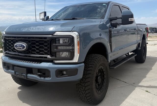 2023 Ford F-350 Super Duty Lariat