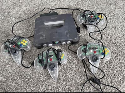 Nintendo 64 N64 Console with 4 Clear Controllers & 3 Classic Games (Mario, Donkey Kong)