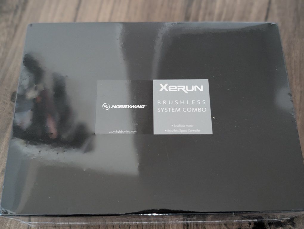 Hobbywing Xerun XR10 Pro G2S & V10-G3-7.5T Brushless System Combo (New, Sealed)