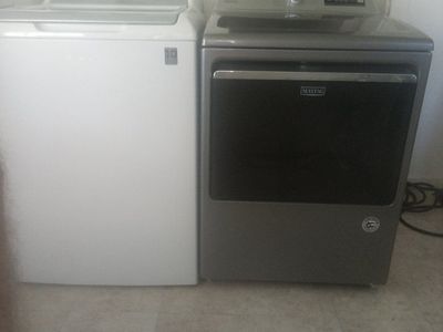 Maytag Metallic Slate Dryer and GE White Top Load Washer Set