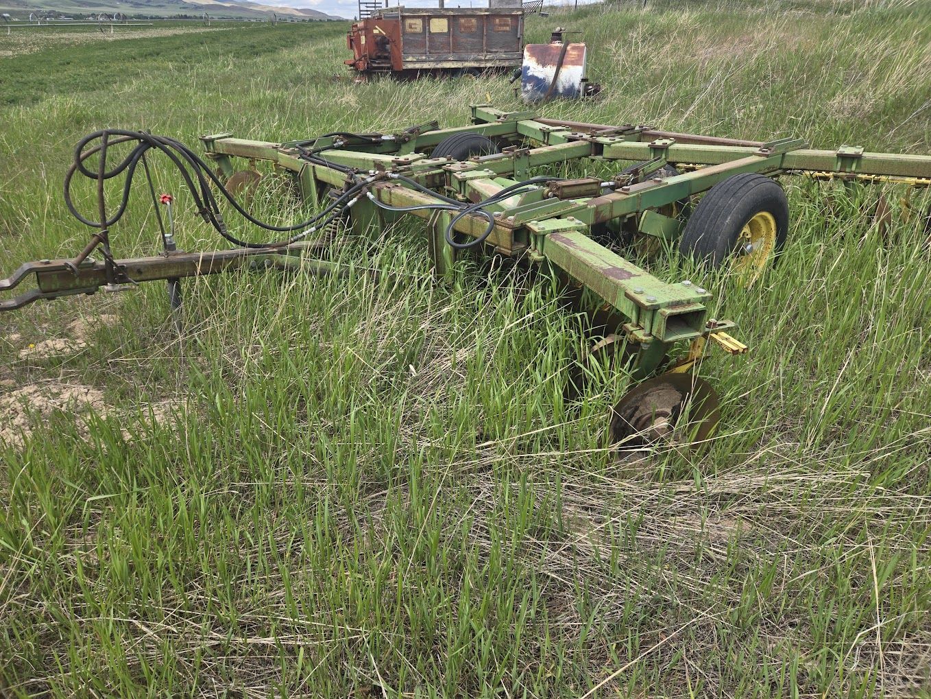 John Deere 18 foot tandem disk