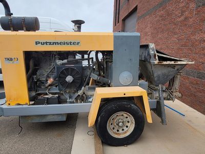 Putzmeister TKB 80 Concrete Pump – 921 Hours – Runs & Pumps