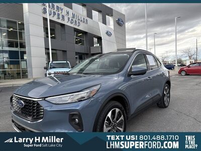 2024 FORD ESCAPE Platinum