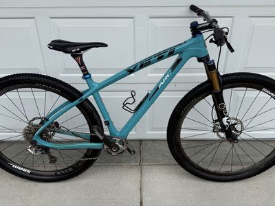 Yeti ARC medium Hardtail Mountain Bike - Turquoise, SRAM GX Eagle, Fox Factory Fork