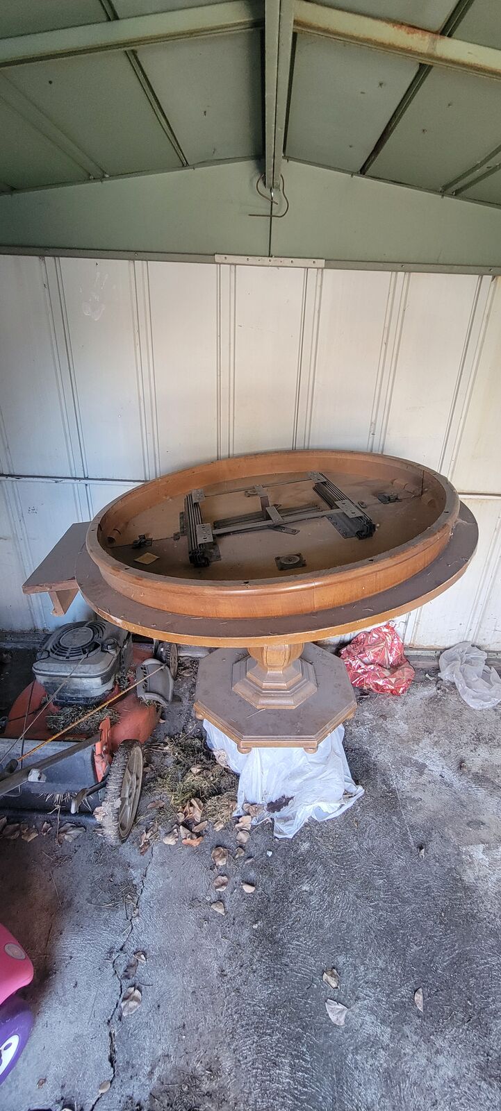 Sturdy Round Extension Table