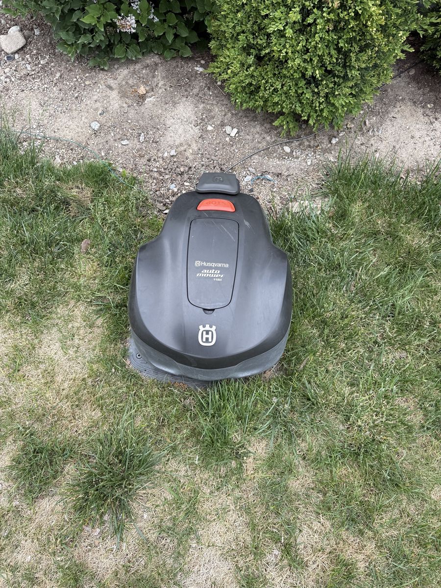 Husqvarna 115H Robot Lawnmower